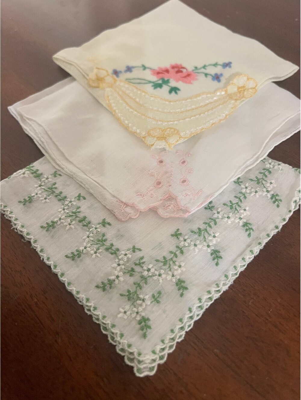 Set of 3 Vintage Embroidered Handkerchiefs with Floral and Lace Details